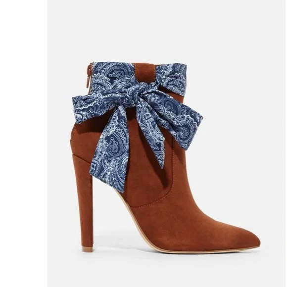 All Filled Up Scarf Detail Bootie - Picture 2 of 3